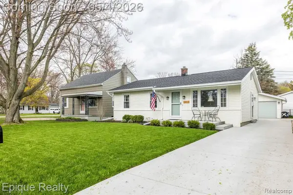 2413 Church, Port Huron, MI 48060