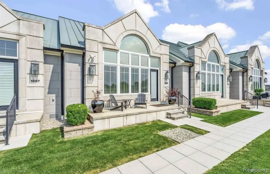 1009 S Washington #3, Royal Oak, MI 48067 - #3