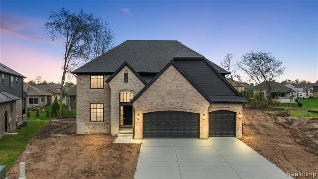 50318 Mistwood, Macomb, MI 48042 - #1