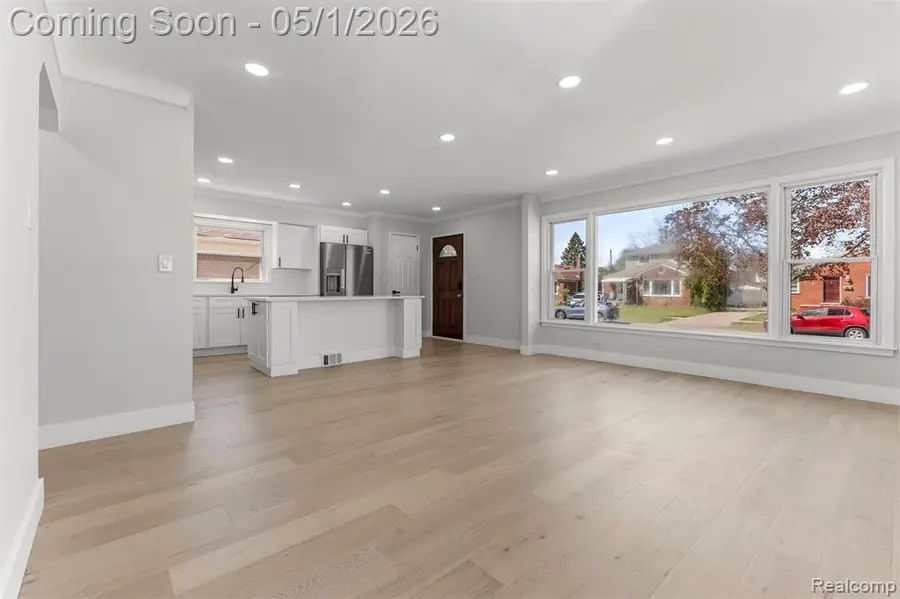 6840 Kingsbury, Dearborn Heights, MI 48127 - #3