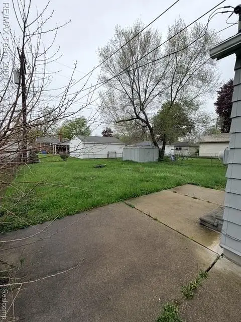 6431 Centralia, Dearborn Heights, MI 48127 - #3