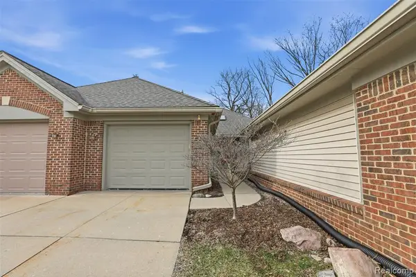 21400 Magnolia, Farmington Hills, MI 48336
