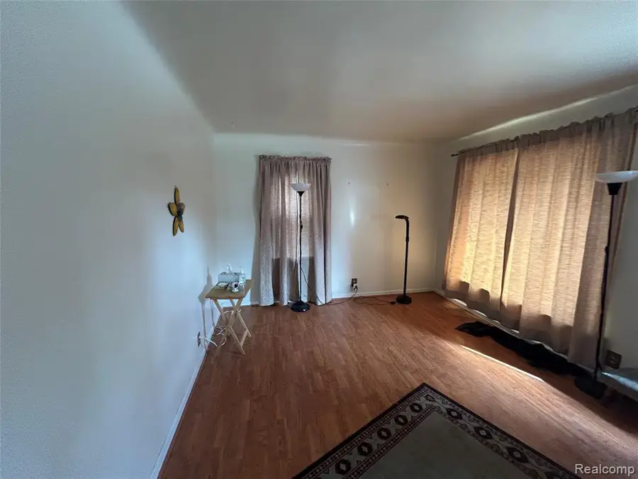 16910 Pembroke, Detroit, MI 48235 - #3