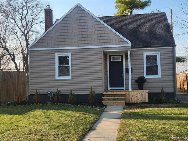 384 E Chesterfield, Ferndale, MI 48220