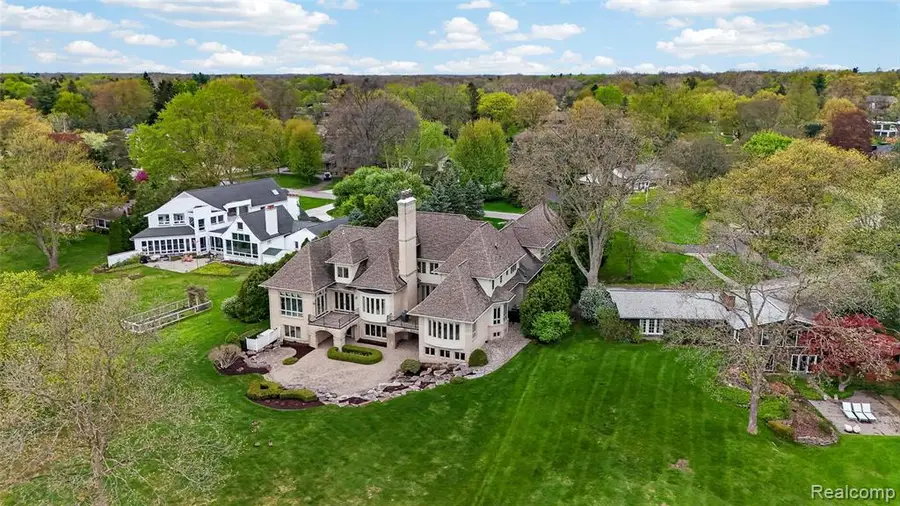 6265 Dakota, Bloomfield Hills, MI 48301 - #2
