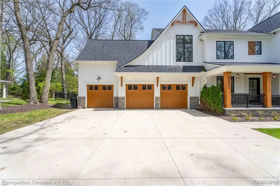 4375 Derry, Bloomfield Hills, MI 48302 - #3