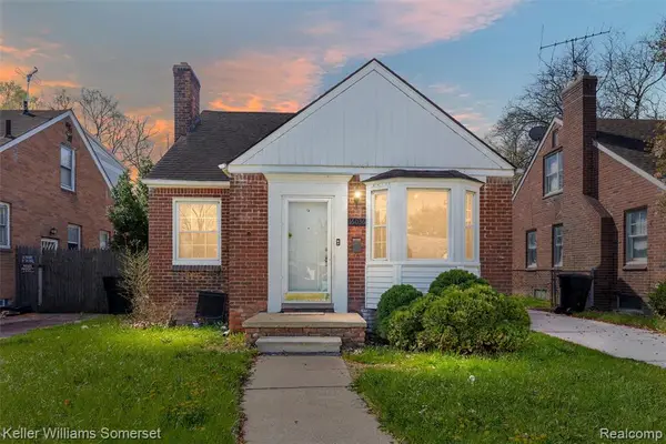 16036 Carlisle, Detroit, MI 48205