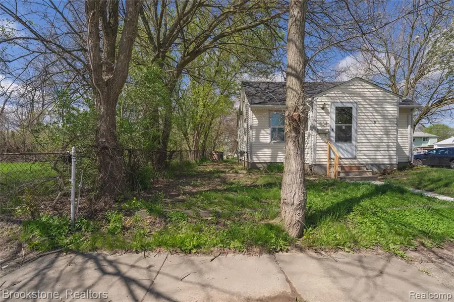 524 Luther, Pontiac, MI 48341 - #3