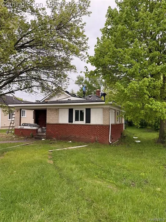 30035 7 Mile, Livonia, MI 48152 - #1