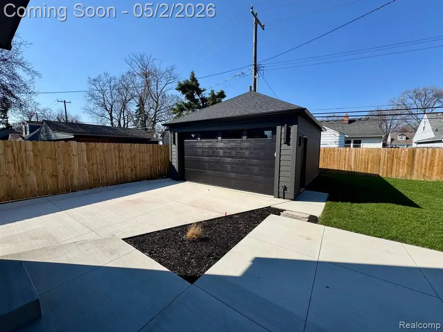 1885 Holland, Birmingham, MI 48009 - #2