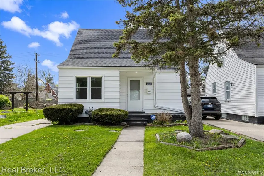 4637 University, Detroit, MI 48224 - #2