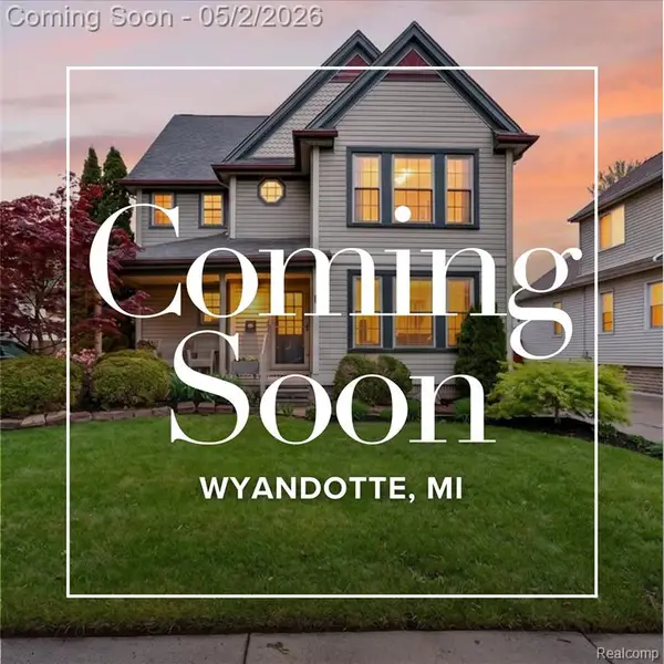 538 Pine, Wyandotte, MI 48192