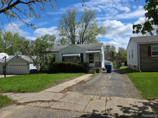 105 S Roslyn, Waterford, MI 48328