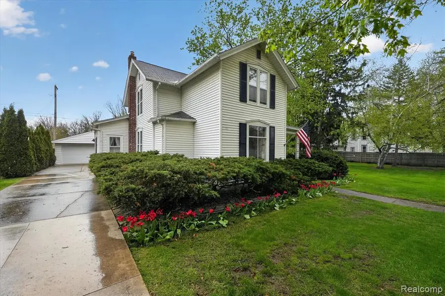 516 W Washington, Howell, MI 48843 - #3