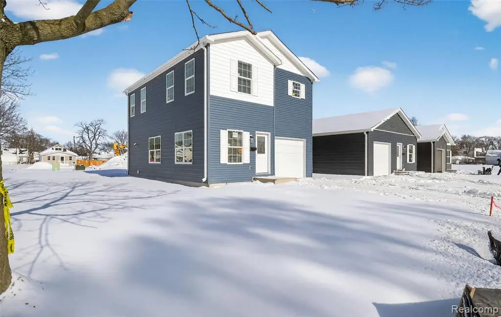 7567 Packard, Warren, MI 48091 - #1