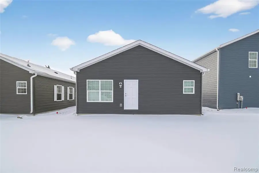 7535 Packard, Warren, MI 48091 - #2