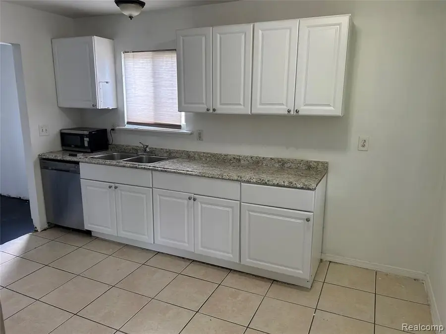 805 Kettering, Pontiac, MI 48340 - #2