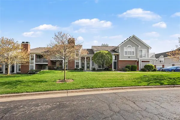 4578 Berkshire, Sterling Heights, MI 48314