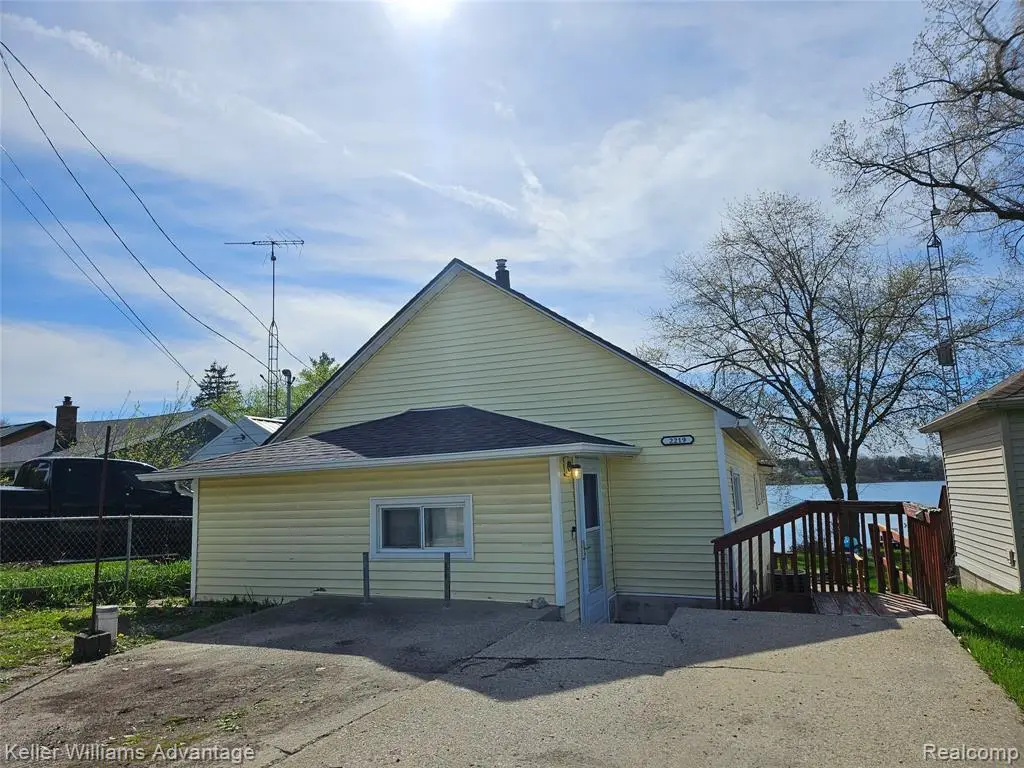 2219 Gray, Lapeer, MI 48446 - #1