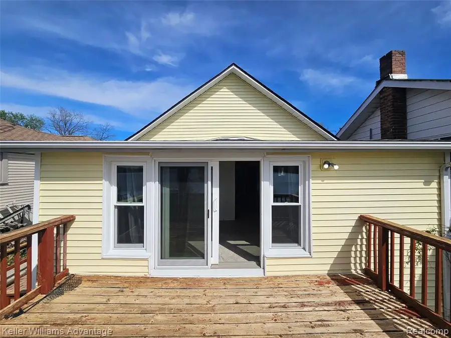 2219 Gray, Lapeer, MI 48446 - #2