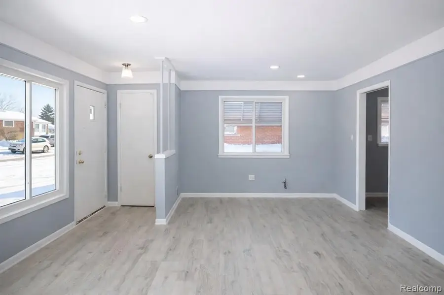 24245 Prairie, Warren, MI 48089 - #3