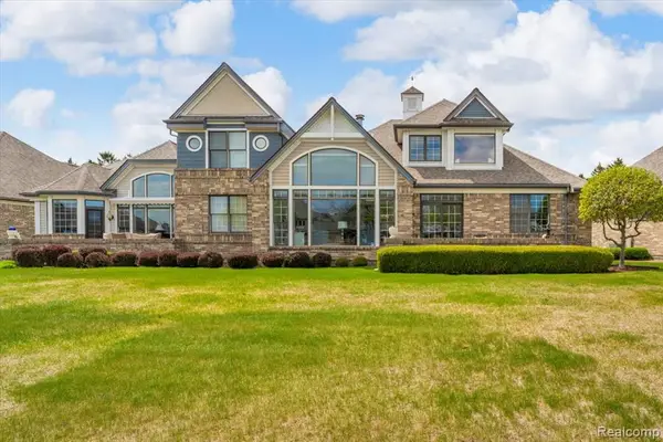 1628 Edison Shores, Port Huron, MI 48060