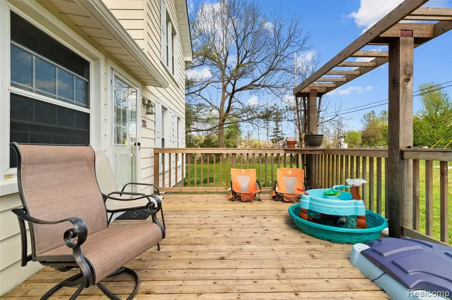 212 Brighton Lake, Brighton, MI 48116 - #3