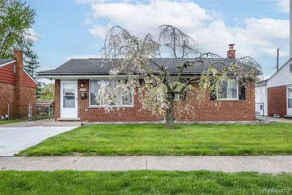 30534 Spybrook, Roseville, MI 48066