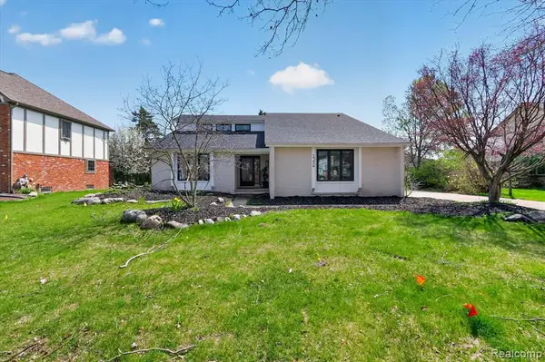 2354 Erickson, Troy, MI 48085