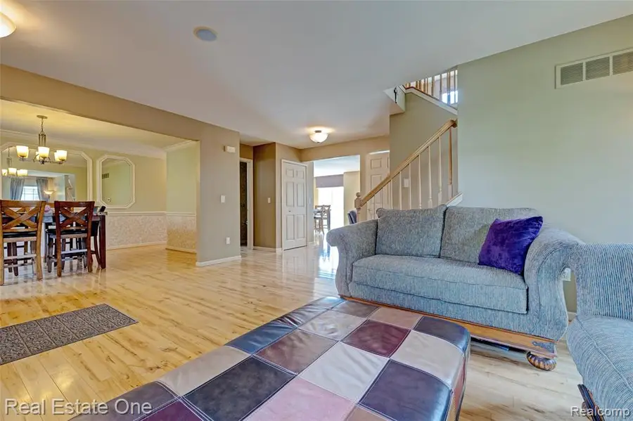 650 Eastlake, Oxford, MI 48371 - #3