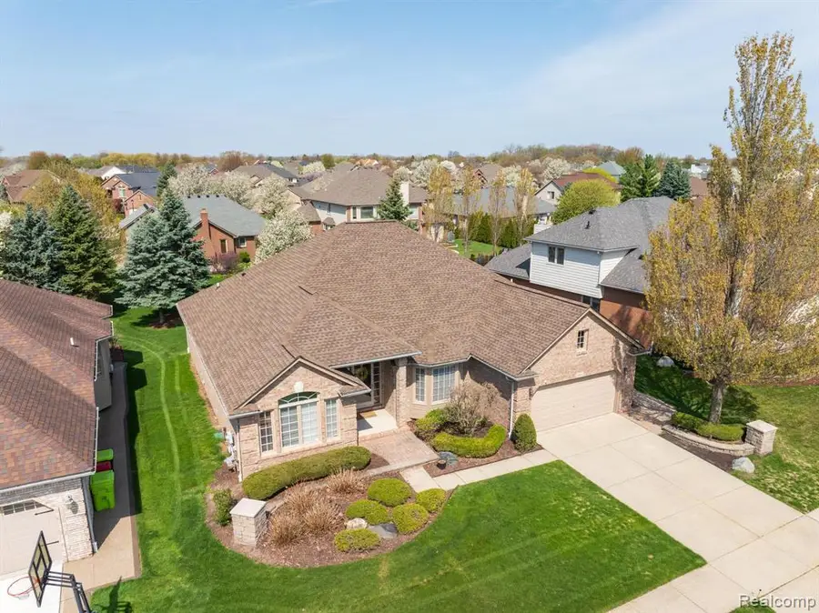 49213 Dunhill, Macomb, MI 48044 - #3