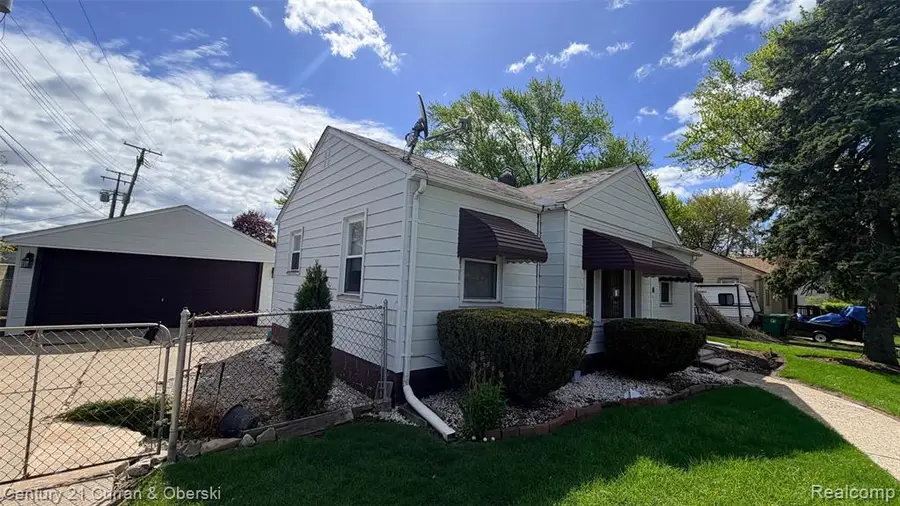 2208 Belton, Garden City, MI 48135 - #3