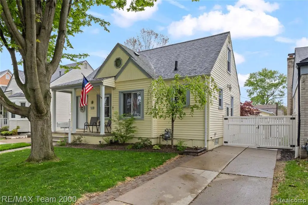 2824 Bennett, Dearborn, MI 48124 - #1