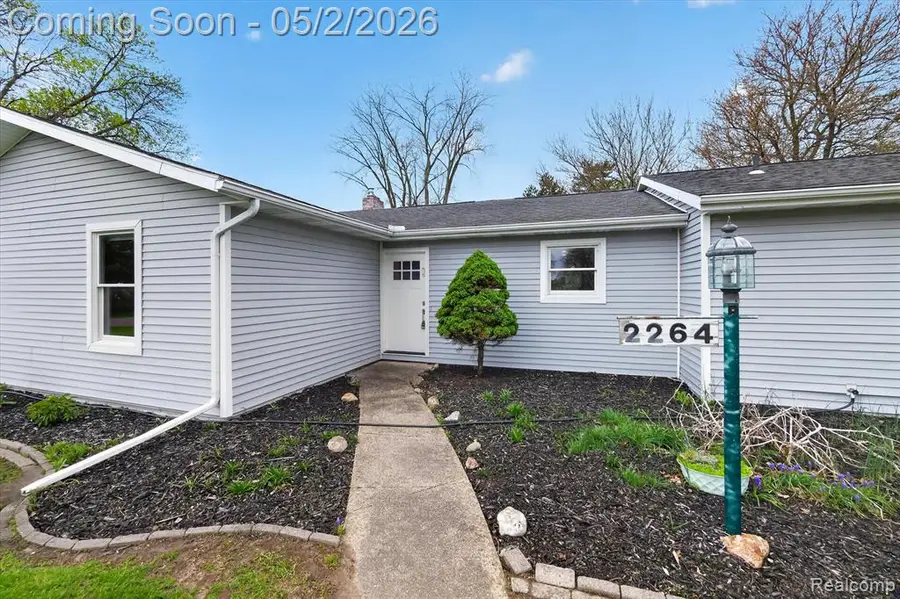 2264 Crane, Fenton, MI 48430 - #3