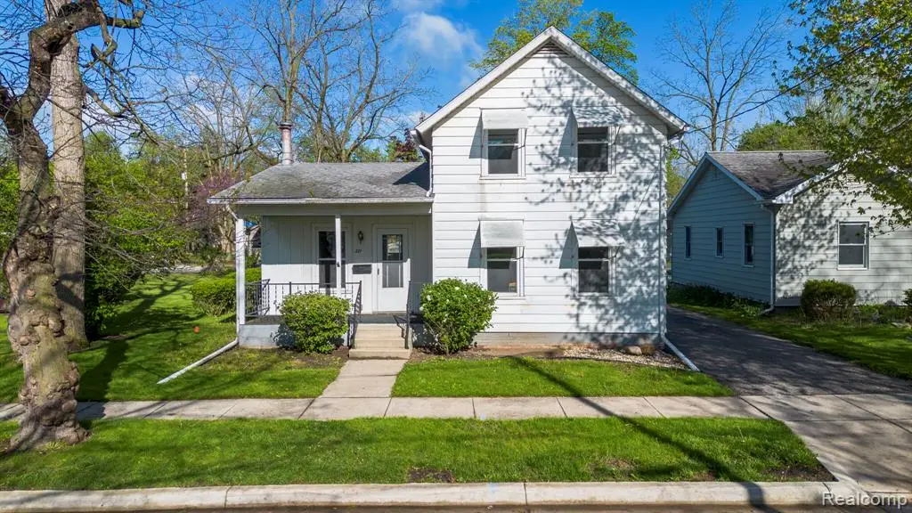 321 Cherry, Adrian, MI 49221 - #1