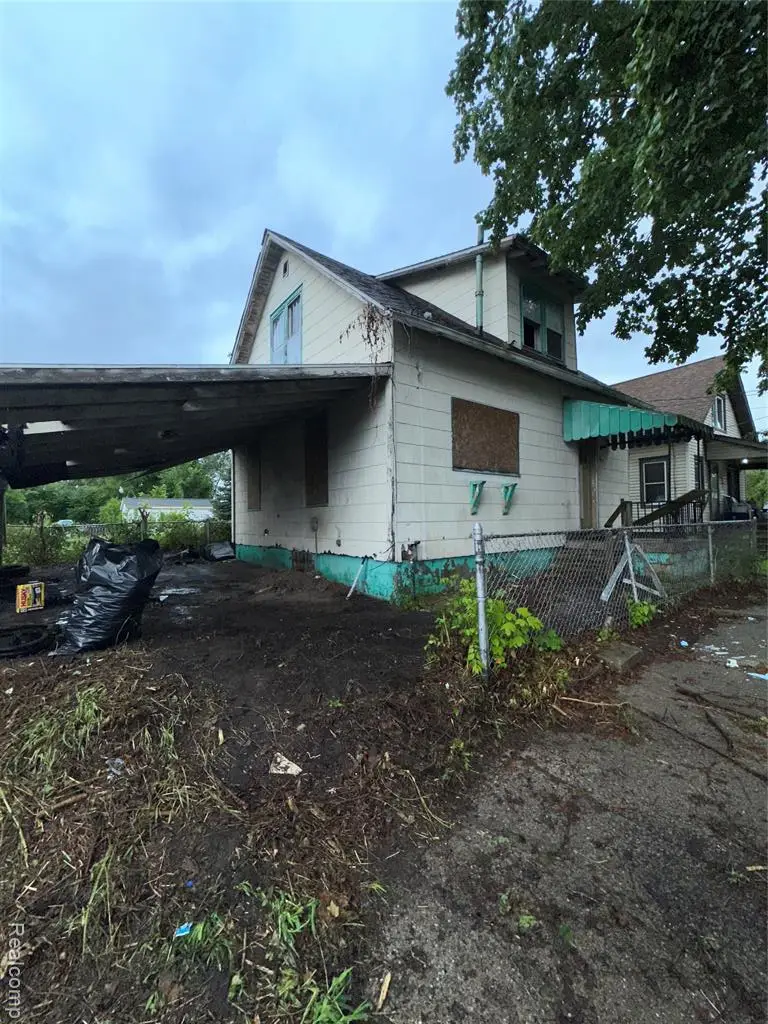 1007 Decker, Flint, MI 48503 - #3
