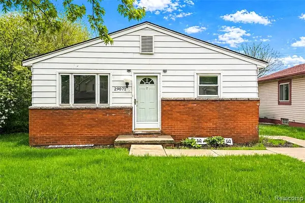 29071 Annapolis, Westland, MI 48186