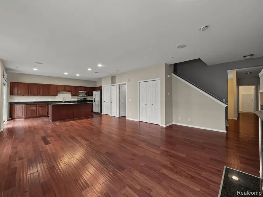 3139 Camden, Troy, MI 48084 - #3
