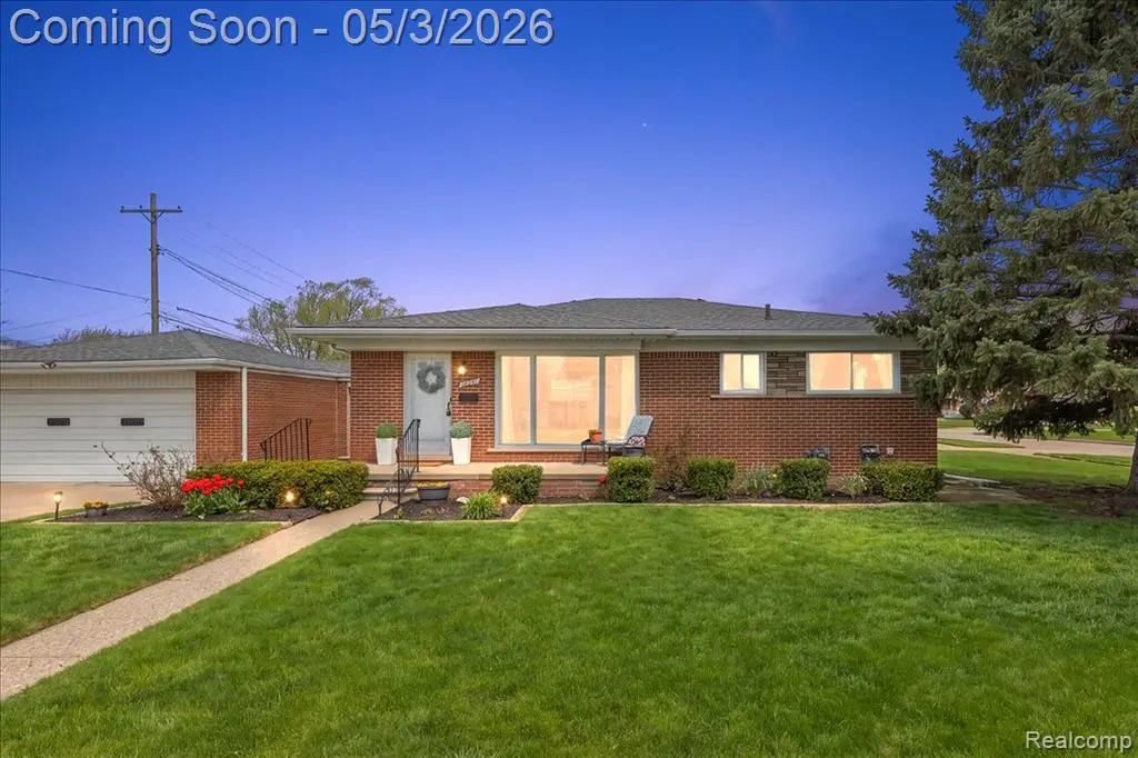 18241 Airport, Fraser, MI 48026 - #1