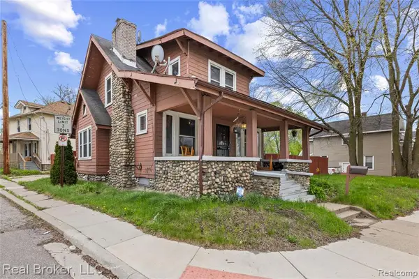352 N Perry, Pontiac, MI 48342