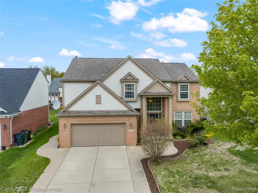 49385 Central Park E, Utica, MI 48317 - #1