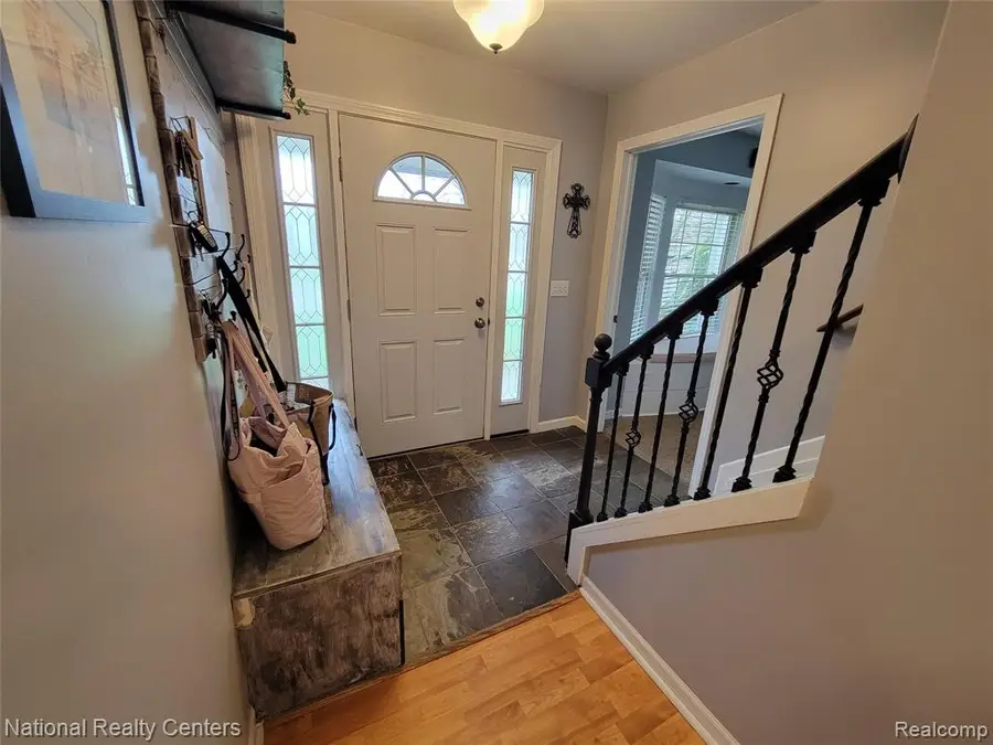 17429 Brookview, Livonia, MI 48152 - #3