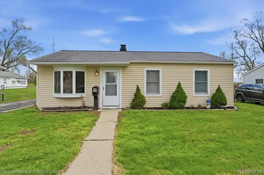 6151 Stephen, Brighton, MI 48116 - #2