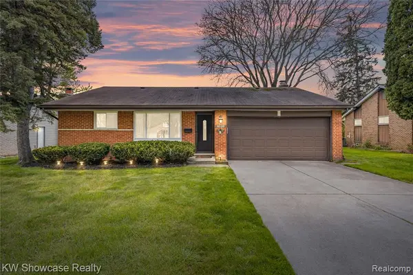 20125 Ledgestone, Southfield, MI 48076