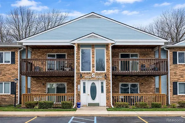 1584 Shoemaker, Westland, MI 48185