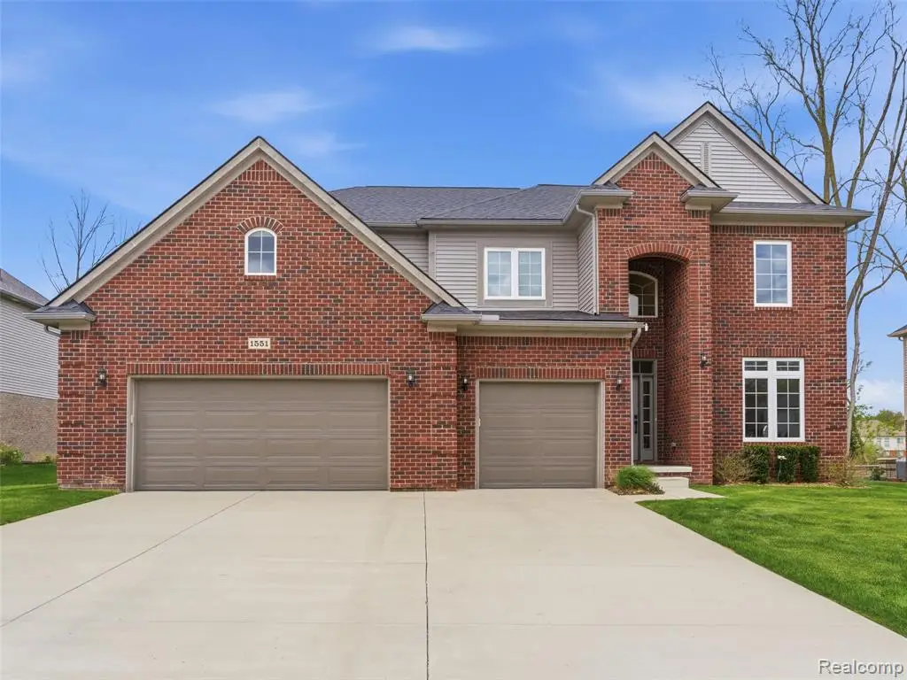 1551 Garrett, Troy, MI 48085 - #1