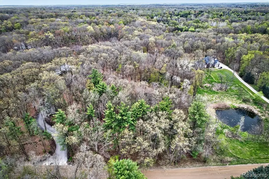 6944 Cooley Lake, White Lake, MI 48383 - #3