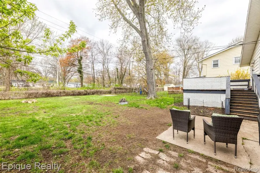 3127 W Woodland, Port Huron, MI 48060 - #3