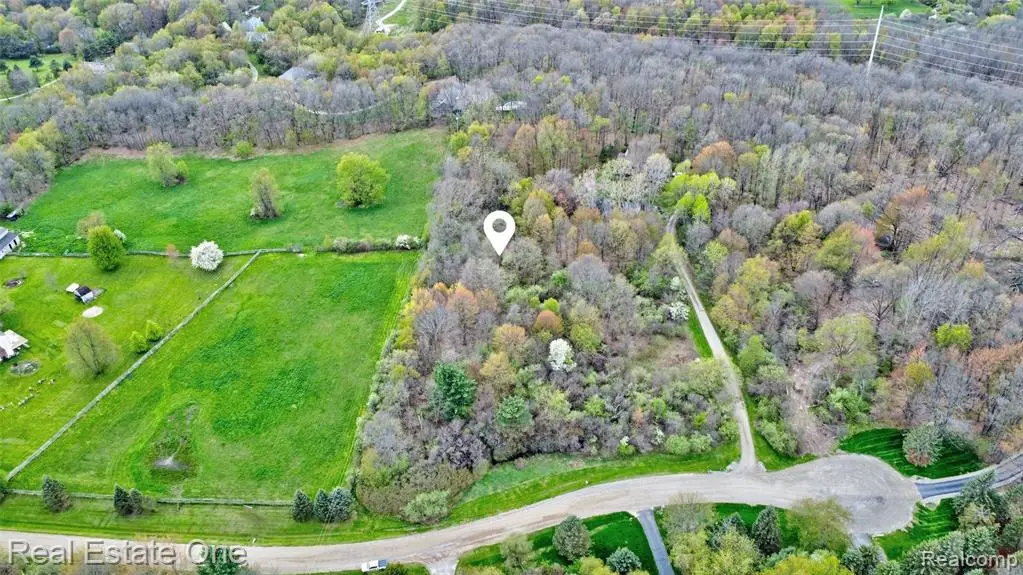 590 Judi Ann, Holly, MI 48442 - #1