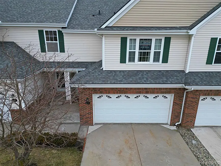 10139 Ridge Run #9, Howell, MI 48855 - #3